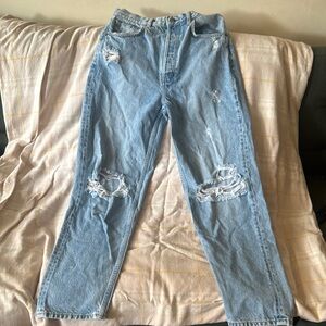 Boyish Blue Straight Leg Jeans with Distressed Knees